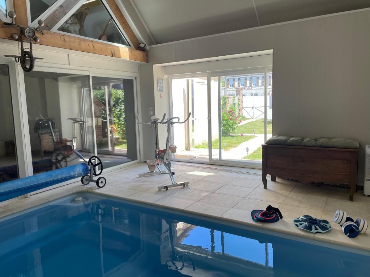 Villa Fontaine Avec Piscine Interieur Chauffee-Maison De Campagne Familiale -Ideal Vacances Ou Sejour Professionnel -3 Chambres-Bureau Separe -Lit Bebe - Parking Facile & Gratuit Ngoại thất bức ảnh